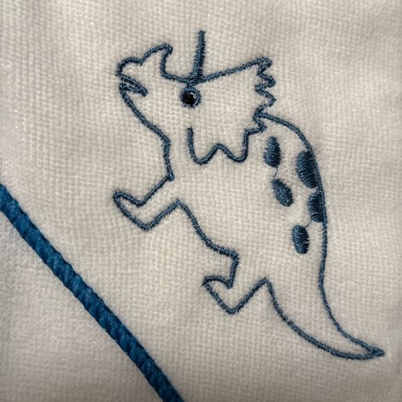 NWT White Hooded Towel with Blue Dinosaur - Picture 2 of 4